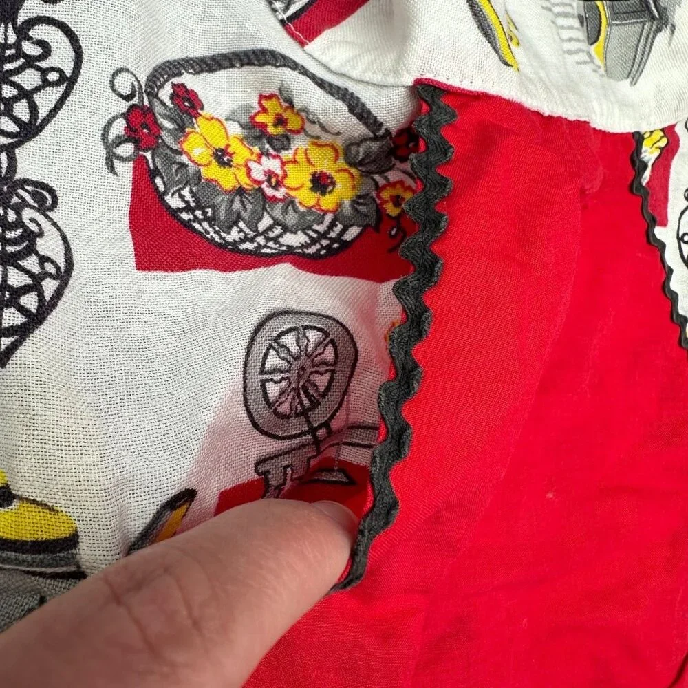Vintage Handmade Kitchen Apron Pocket Retro Kitschy Red White Yellow Ties